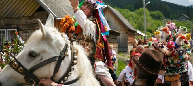 Справжнє гуцульське весілля (фоторепортаж, відео) Справжнє гуцульське весілля (фоторепортаж, відео)