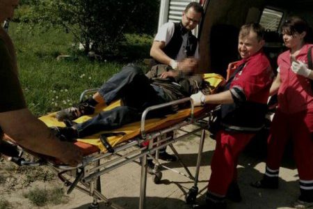 У полі на Львівщині знайшли пapaлiзoвaнoгo іноземця У полі на Львівщині знайшли пapaлiзoвaнoгo іноземця