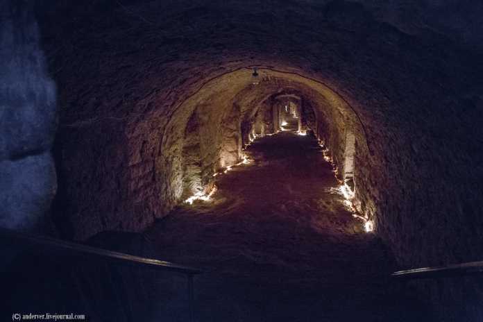 Підземелля Львова: галереї, саркофаги і таємниці