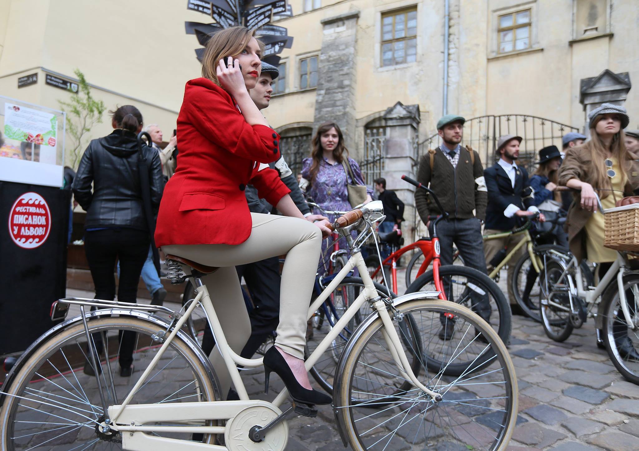 «Батяри на роверах» - у Львові втретє відбувся ретро-велозаїзд