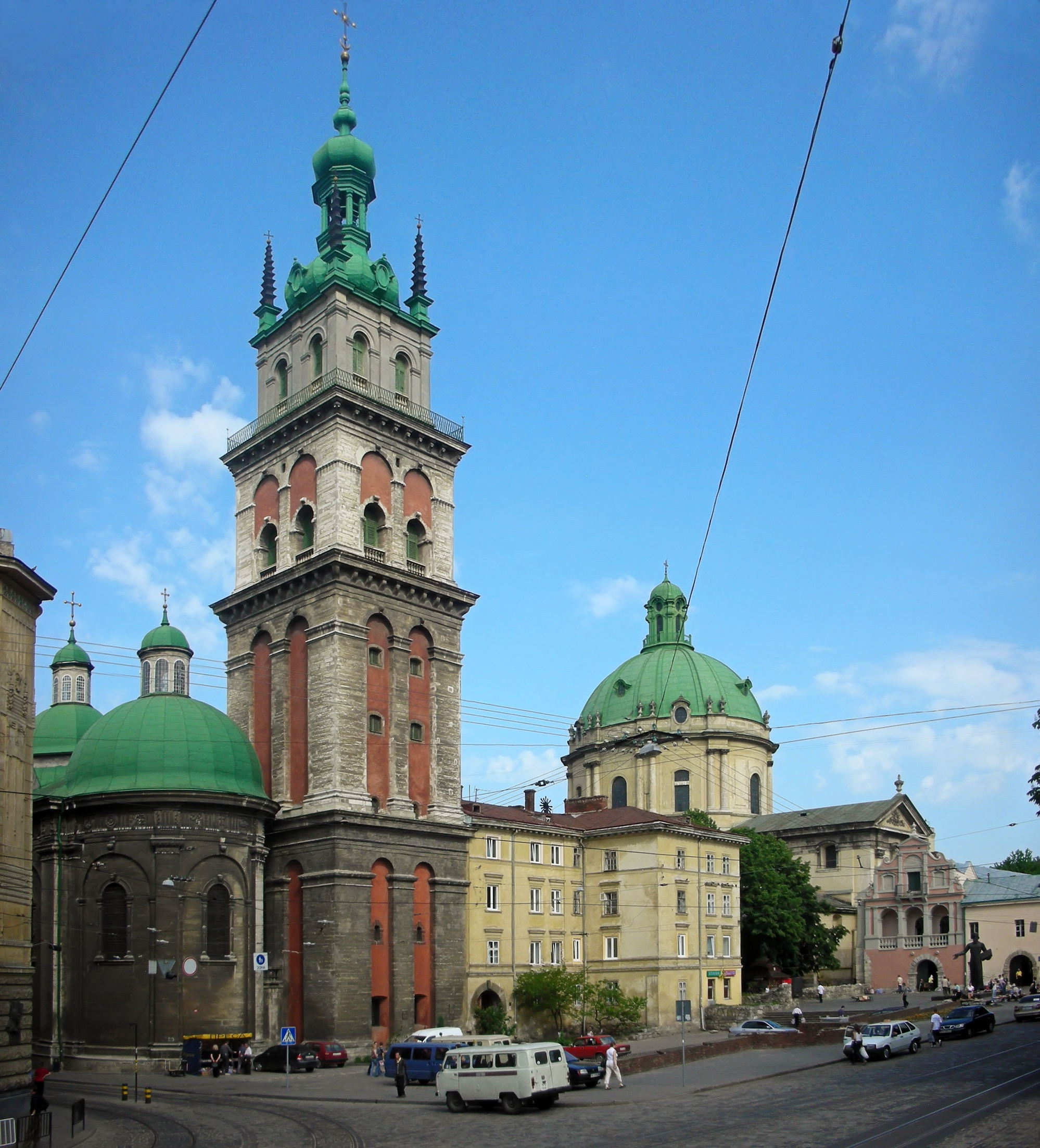 Топ-10 найкрасивіших храмів Львова