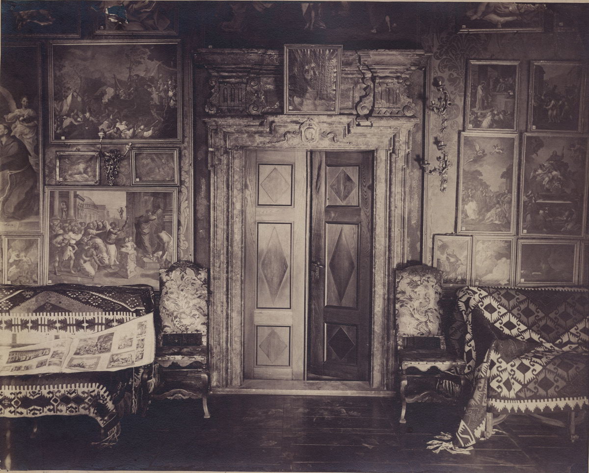 Північна стіна Зеленої зали Підгорецього замку. Фото 1880 року