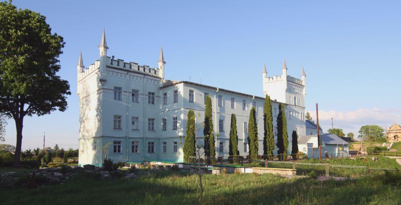 Замок-палац Вороніна, Білокриниця