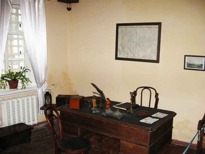Кабінет поштаря у музеї «Ніжинська поштова станція»