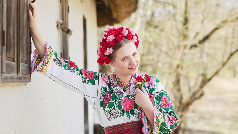 Краса української жінки у серії етно-фотографій