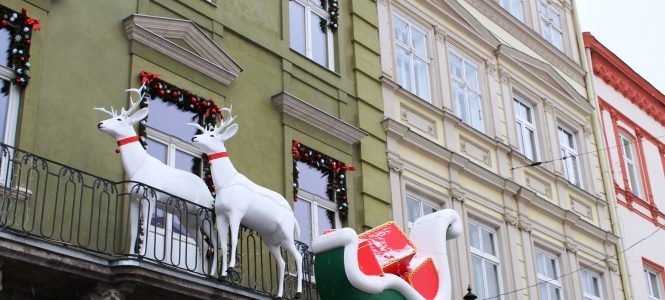 Як прикрашають Львів до різдвяних свят. Атмосферні фото Як прикрашають Львів до різдвяних свят. Атмосферні фото