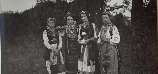 Галичина 1915 року на світлинах австро-угорських вояків Галичина 1915 року на світлинах австро-угорських вояків