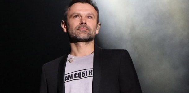 Святослав Вакарчук оголосив, що йде в політику, та представив свою партію Святослав Вакарчук оголосив, що йде в політику, та представив свою партію