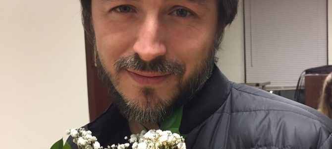 “Колись я міряв кількість своїх підписників Збаражами. Здається, прийшов час міряти Ісландіями… Люблю Вас!” – Сергій Притула “Колись я міряв кількість своїх підписників Збаражами. Здається, прийшов час міряти Ісландіями… Люблю Вас!” – Сергій Притула