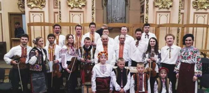 Львівська національна філармонія організує “на біс” гуцульське свято, що підкорило серця львів’ян Львівська національна філармонія організує “на біс” гуцульське свято, що підкорило серця львів’ян