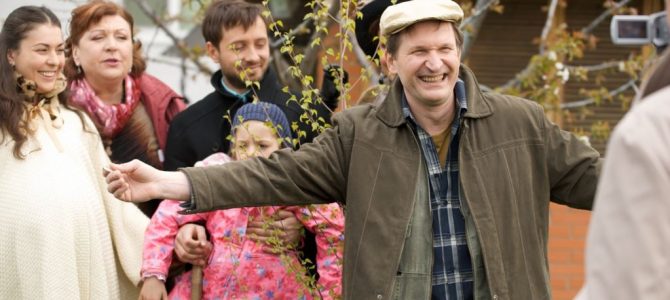 Громадські організації звернулись до Держкіно із проханням заборонити серіал «Свати» Громадські організації звернулись до Держкіно із проханням заборонити серіал «Свати»