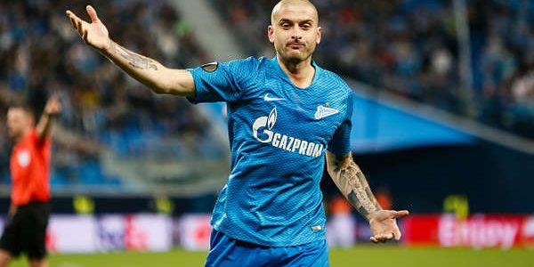 “Типове б*дло”: Ракицького зацькували за вчинок в чемпіонаті Росії “Типове б*дло”: Ракицького зацькували за вчинок в чемпіонаті Росії