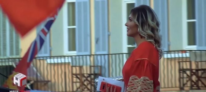 “Тусовниці в мантіях” кинули виклик: що трапилося на курорті мільйонерів “Тусовниці в мантіях” кинули виклик: що трапилося на курорті мільйонерів