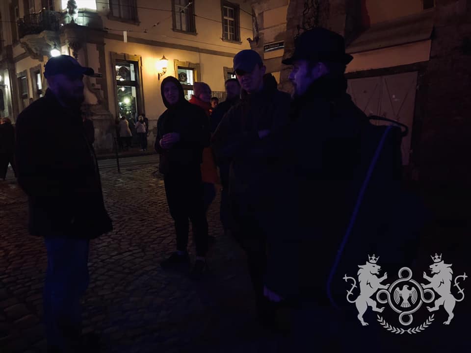 У Львові розбили гітару вуличним музикантам, що співали російські пісні