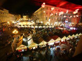 «Троє Зілля», «DykoBrass» та «Шосте чуття» - Львів запрошує на новорічний концерт у центрі міста