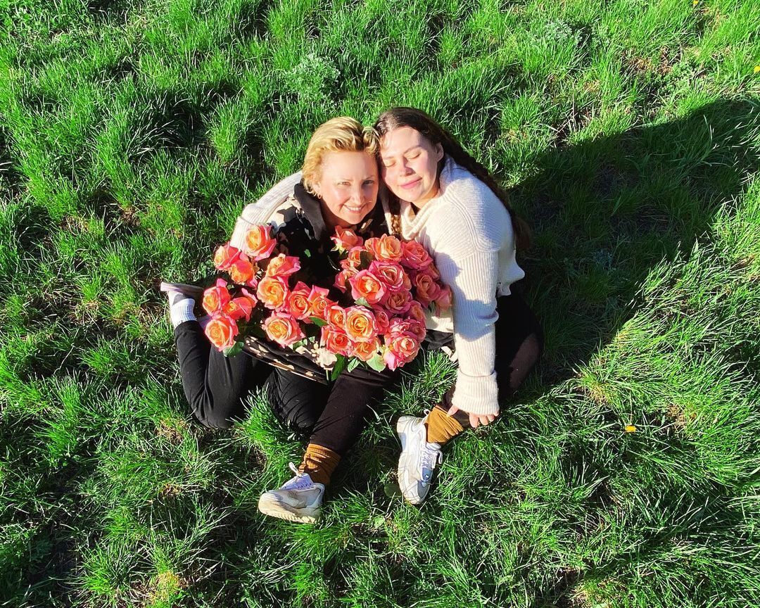 Олександра Зарицька присвятила мамі допис в Instagram