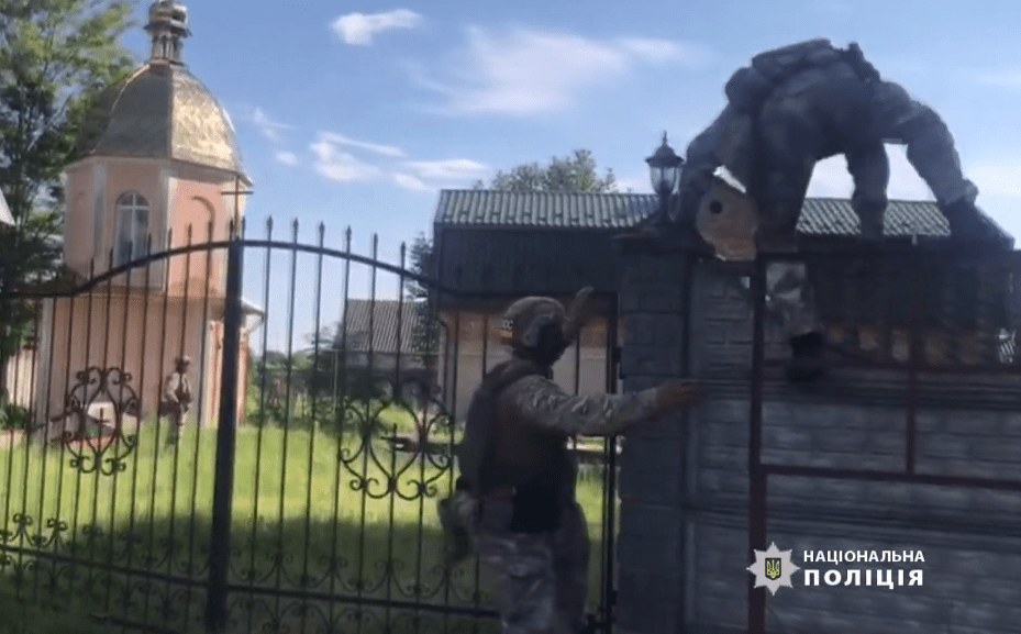 Чоловіка затримав спецназ.