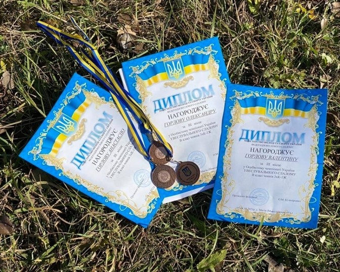 Троє сестер зі Львівщини вибороли бронзу на Чемпіонаті України з  веслувального слалому