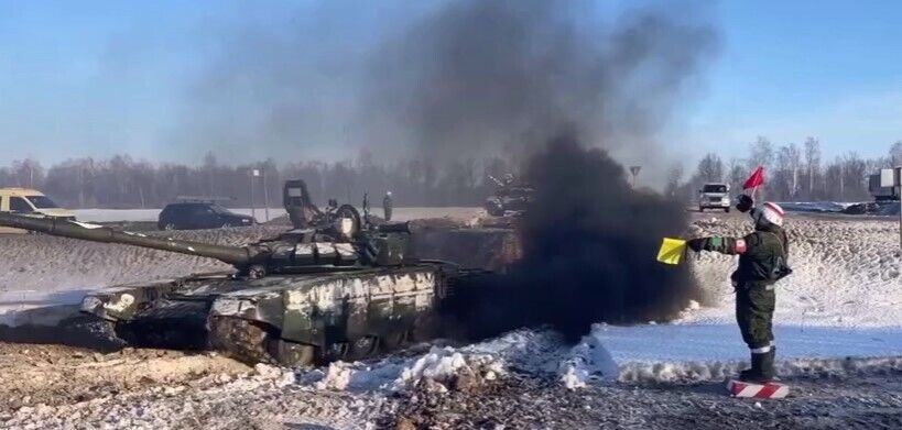 Міноборони РФ опублікувало кадри відведення військових і техніки