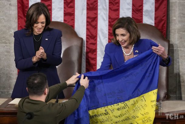 Ненсі Пелосі і Володимир Зеленський / © Associated Press