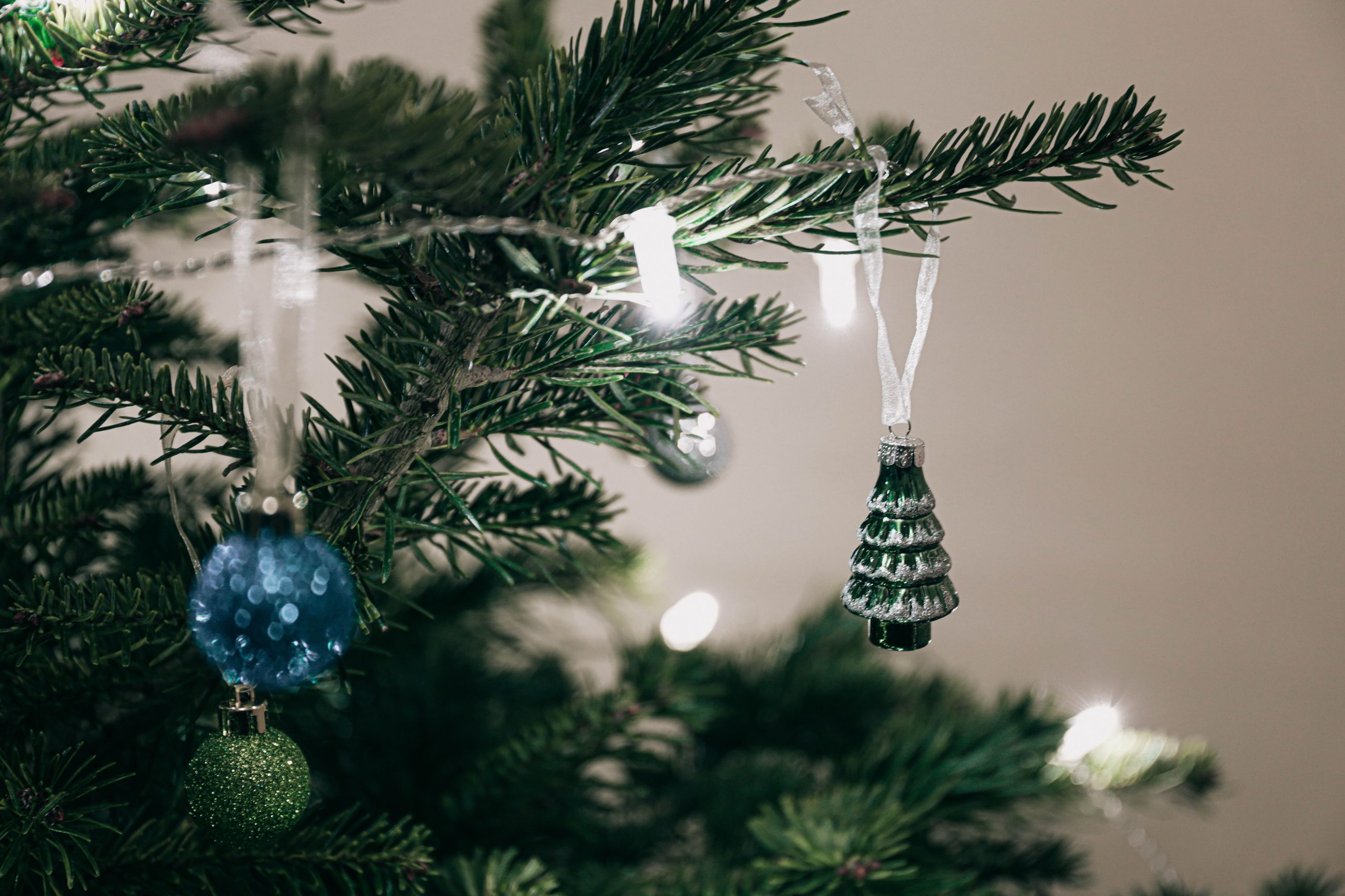 Різдвяна ялинка - особлива прикраса Різдва у римо-католиків / © Pexels