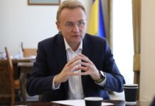 Скільки заробили у вересні Андрій Садовий і його заступники