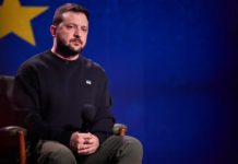 Працював з 10–15 лідерами по WhatsApp щодня, – Зеленський про зміни в комунікації під час війни