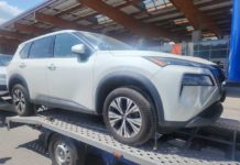 Львівські митники викрили благодійний фонд, який ввозив позашляховики нібито для ЗСУ