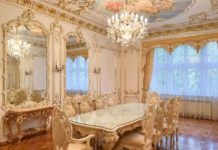 Ремонт у стилі бароко: у центрі Львова продають квартиру за 38,4 млн грн