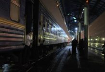 Ліг на колії: 45-річний закарпатець загинув під потягом