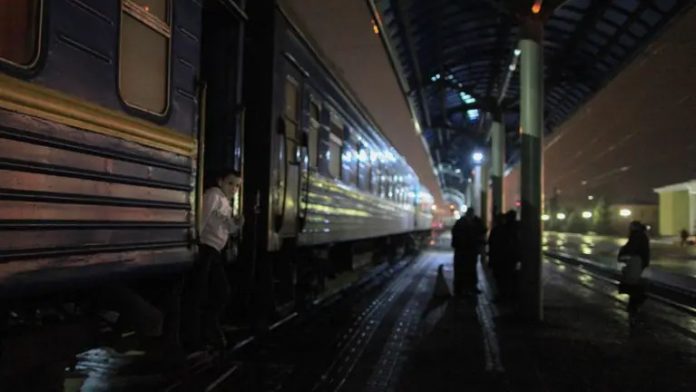 2623373