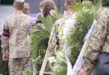 Громада на Львівщині зустрічає одразу двох Героїв «на щиті»: Руслана Сіглаєва та Сергія Гордія