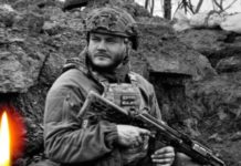 Громада на Львівщині зустріне полеглого Героя Олега Максимківа