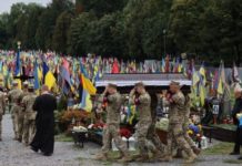 Завтра Львів попрощається з трьома захисниками, які боронили Україну