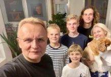 Садовий розповів, чи служитимуть його сини в армії