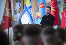 Ті, хто навчає майбутніх українських офіцерів, мають бути на фронті, – Зеленський