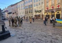 У Львові начальника управління освіти забрав ТЦК з-під Ратуші