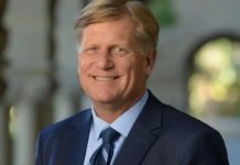 Мені соромно, – експосол США в Росії відреагував на заяви Трампа щодо Зеленського