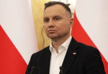 Дуду розкритикували за “зневажливу” 10-хвилинну зустріч з Трампом