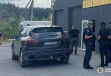 В офісі автосервісу біля Львова застрелили двох працівників