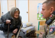 Померла 98-річна бабуся, яка торік пішки пройшла 10 км з окупованого селища на Донеччині