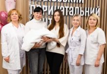 У Львові дружина загиблого пілота F-16 Героя України Павла Іванова народила доньку