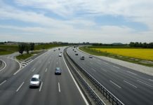 Польща хоче побудувати платний 80-кілометровий автобан від кордону до Львова