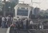 У Львові люди перекривали рух потягу